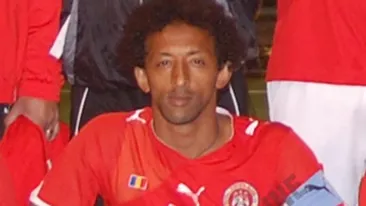 Kamara si Andrei vor juca fotbal pentru Universitatea Petrosani, in liga a IV-a! Trupa Alb-Negru renunta la muzica?