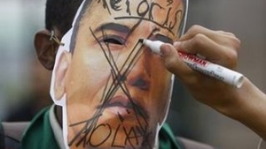 Mii de extremisti musulmani din Indonezia au protestat fata de viitoarea vizita a lui Barack Obama