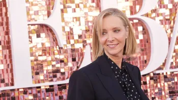 Actorii din „Friends”, supărați pe Lisa Kudrow, după ce a dezvăluit câți bani câștigă încă de pe urma serialului