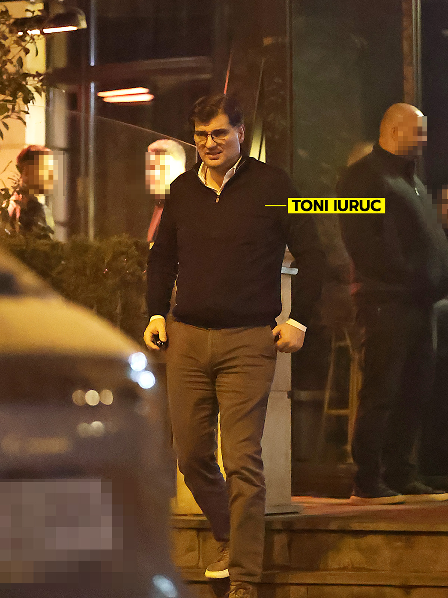 Toni Iuruc se retrage spre mașină