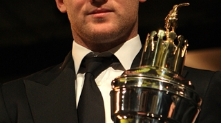 Un adolescent a murit in clubul in care petreceau Wayne Rooney si Ashley Cole
