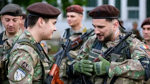 Selly s-a înrolat în noul program de pregătire al Armatei Române. Cum au reacționat internauții