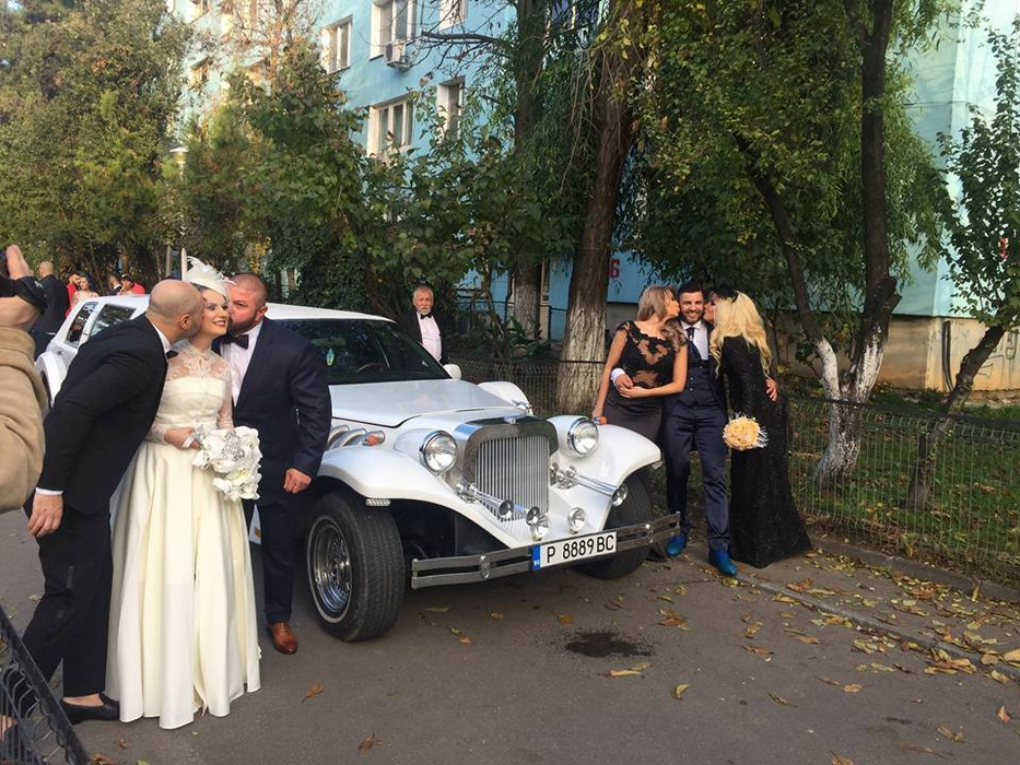 S-au căsătorit în secret în weekend, iar OANA LIS s-a numărat printre invitaţi! Apariţia care a atras toate privirile