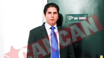 Si-a angajat bodyguard sa-i pazeasca hainele