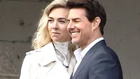 Tom Cruise, surprins în ipostaze tandre cu noua iubită! Nu s-a mai putut abţine şi i-a făcut asta în plină stradă