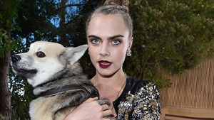 Partenerul Carei Delevingne la show-ul Chanel Couture, invidiat si de catre cei mai sexy barbati din lume!