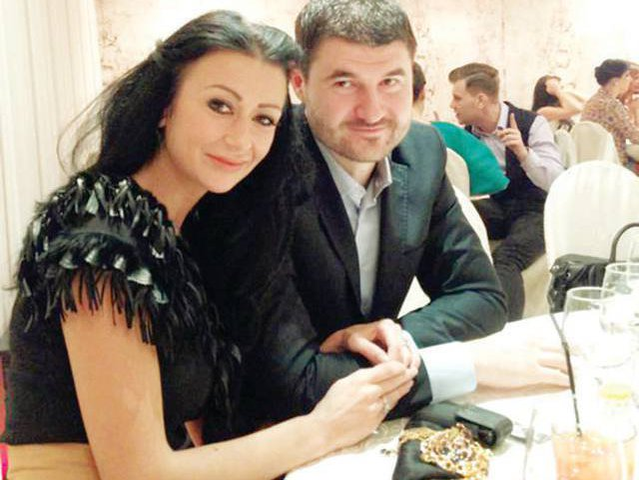Iubitul și fostul soț al Denisei de la Bambi seamănă ca două picături de apă