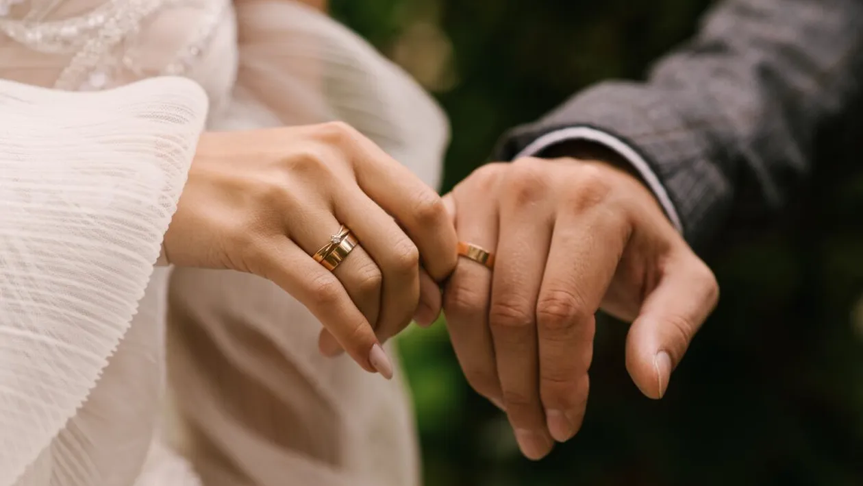 Metoda inedită prin care un cuplu din Marea Britanie și-a organizat nunta cu un buget redus