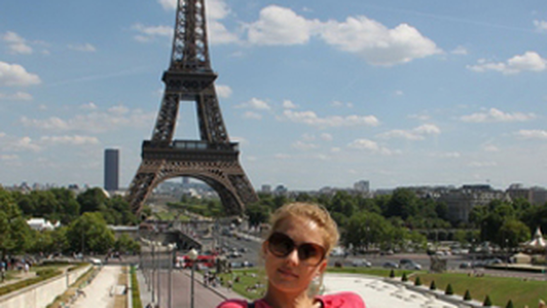 Luiza Bogdan a primit cadou de la iubitul ei o vacanta romantica la Paris