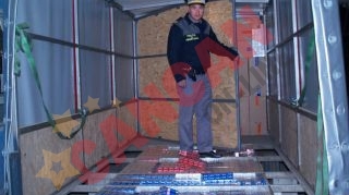 Peste 35.000 de pachete de tigari, capturate la vama Giurgiu de politistii de frontiera