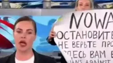 Jurnalista Marina Ovsiannikova, care a protestat la televiziunea rusă, se teme pentru viața ei: ”Înțeleg amploarea problemelor”