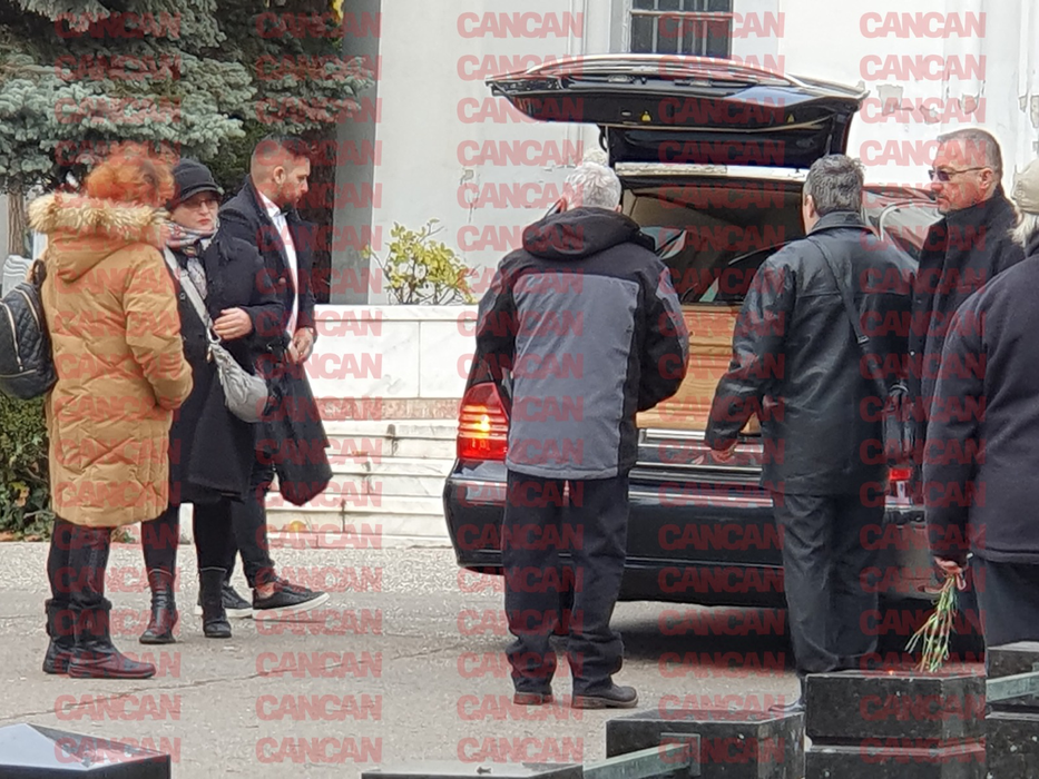 Trupul neînsuflețit al Ronei Hartner a ajuns acasă, în România / sursă foto: CANCAN.RO