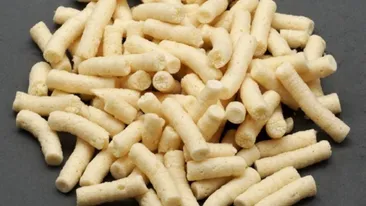 Pericolul uriaş din acest aliment banal! Ce se întâmplă în corpul tău atunci când mănânci pufuleţi