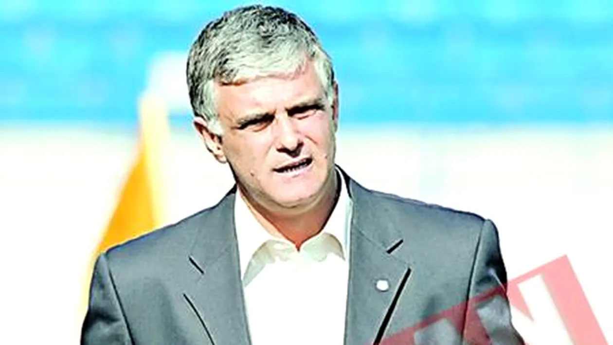 Poli Iasi cere reprogramarea cu Farul