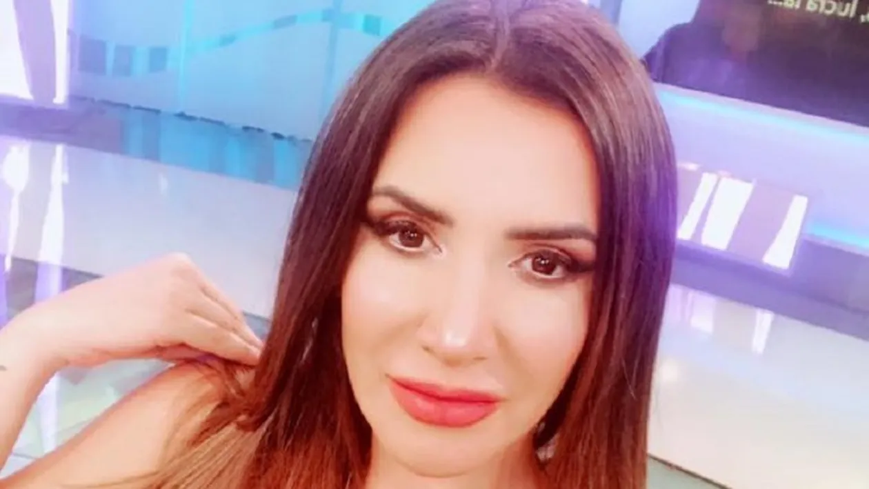 Mara Bănică, fără sutien la plajă! Jurnalista are o siluetă de invidiat