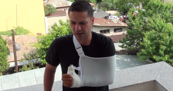 Augustin Viziru şi-a tăiat mâna la ''Ferma vedetelor''
