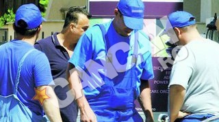 Pana s-ajunga la SPA, Adrian Enache s-a "luptat" cu o admiratoare lipicioasa