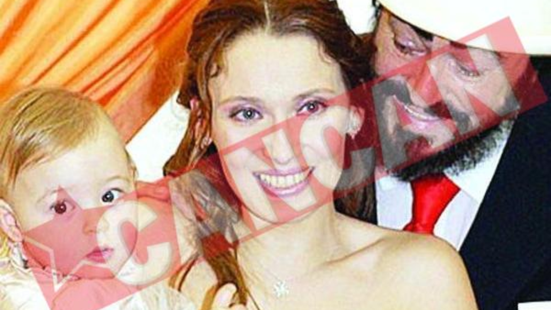 Pavarotti a murit cu fiicele la capatai