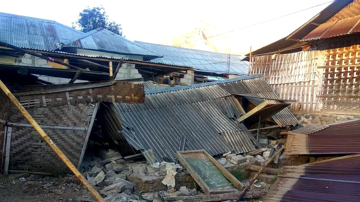 Cutremur puternic în Indonezia. Cel puţin 10 oameni au murit, iar alți 40 au fost răniți