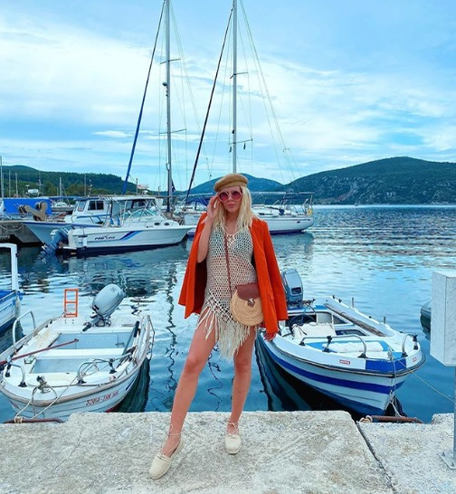 Emily Burghelea a plecat în vacanță, în Grecia