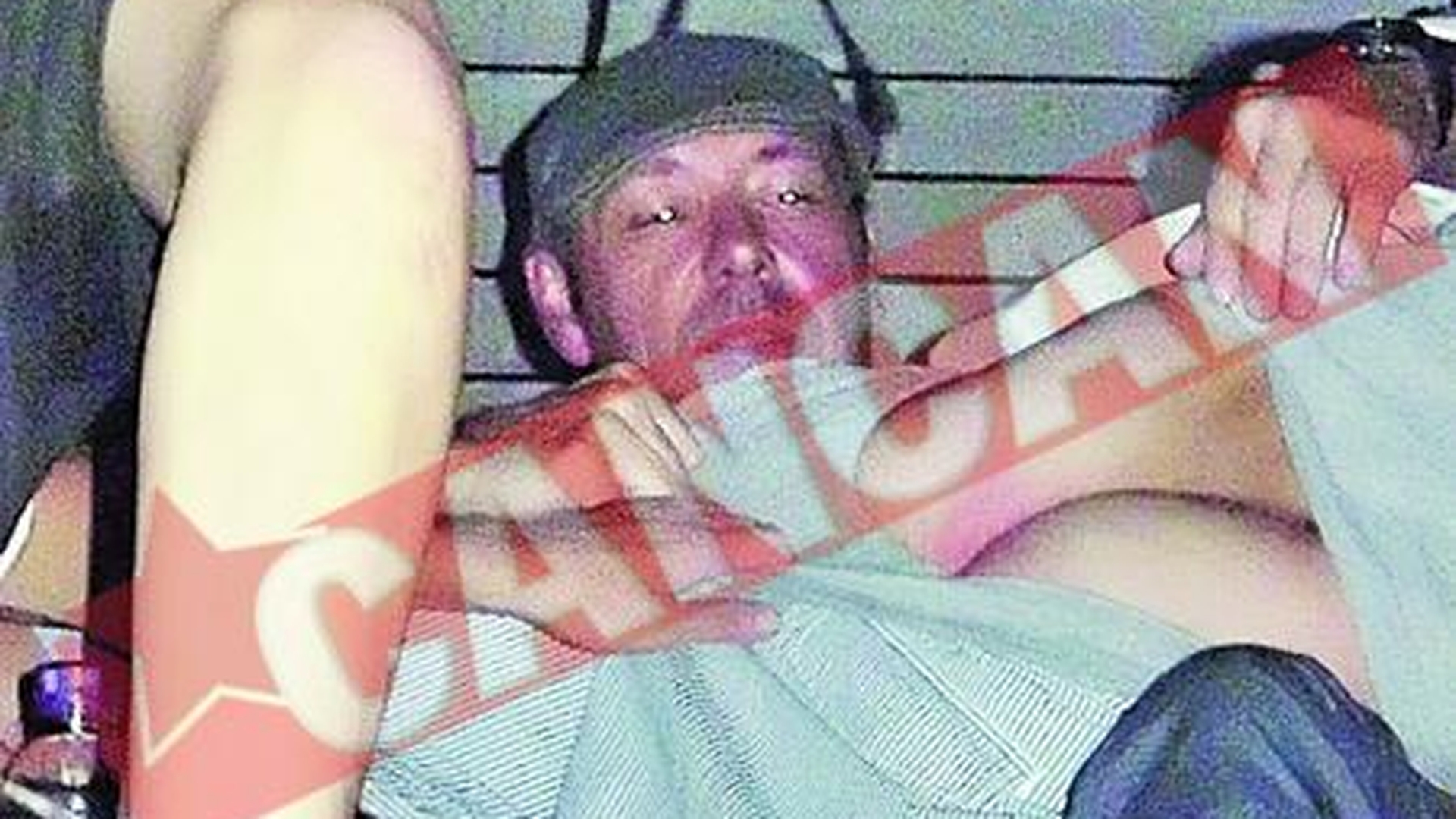 Kevin Spacey a mangaiat un barbat pe fund