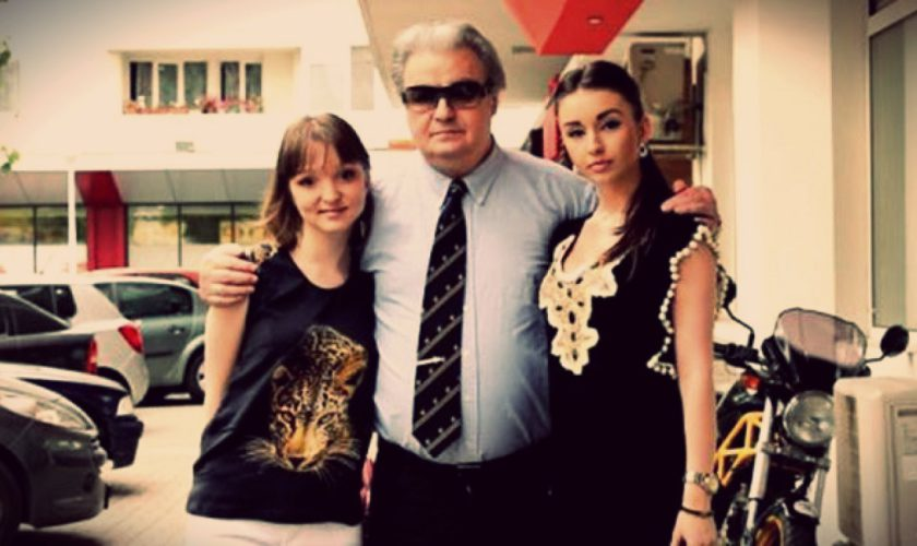 Fiicele lui Vadim Tudor, alături de tatăl lor. Sursă foto: arhivă presă