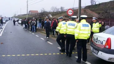 Accident grav în Prahova! Şoferul unui autobuz în care erau 20 de persoane a murit pe loc