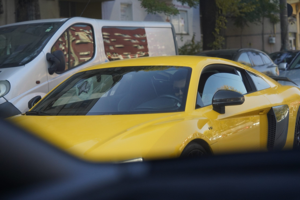 Șumudică Jr. conduce un Audi R8 / Sursă foto: CANCAN.RO