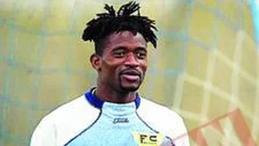 Michael Essien si Muntari o vor ajuta pe fiica lui Dossey