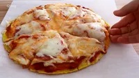 Cea mai tare rețetă | Cum se face pizza din cartofi, pas cu pas. E gata în 50 de minute!