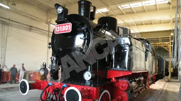 Locomotiva cu abur, reconditionata si expusa la Arad