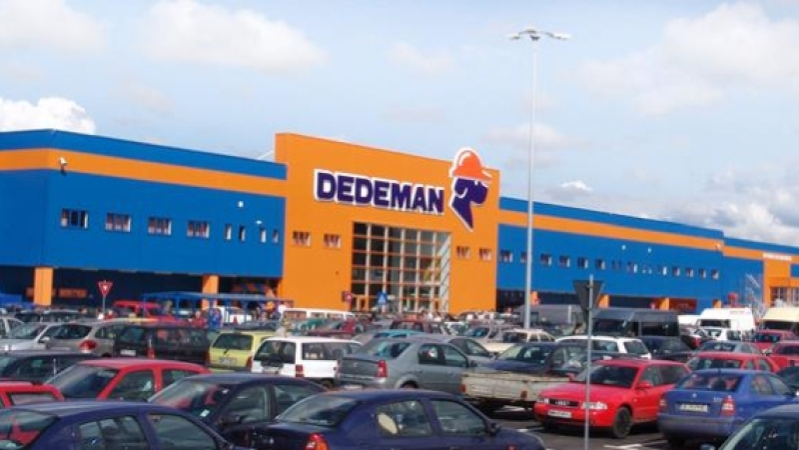 Proces spectaculos cu Dedeman! O femeie și-a rupt brațul în magazin, dar surpriza a venit când a cerut despăgubiri