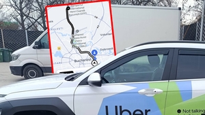 Cosmin lucrează ca șofer Uber în București. Luni noapte, la ora 1:12, a primit o comandă care l-a bulversat. Câți bani ar fi primit, pentru o cursă până la Aeroportul Otopeni