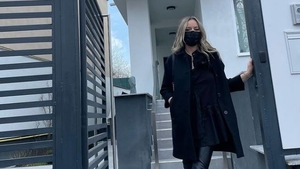 Laura Cosoi, atac din Dubai la vedetele ”retușate”: ”Ai îmbătrânit? Și ce dacă?”