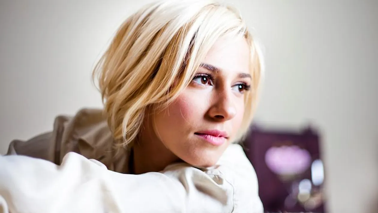 Dana Rogoz a primit un semn de la Mica! Vezi cum a visat-o Abramburica pe prinţesa de la Abracadabra chiar inainte de a muri