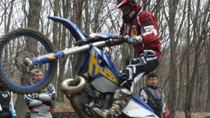 Dani Otil si-a avariat motorul la Buzau, dar a terminat pe locul al doilea cursa de enduro