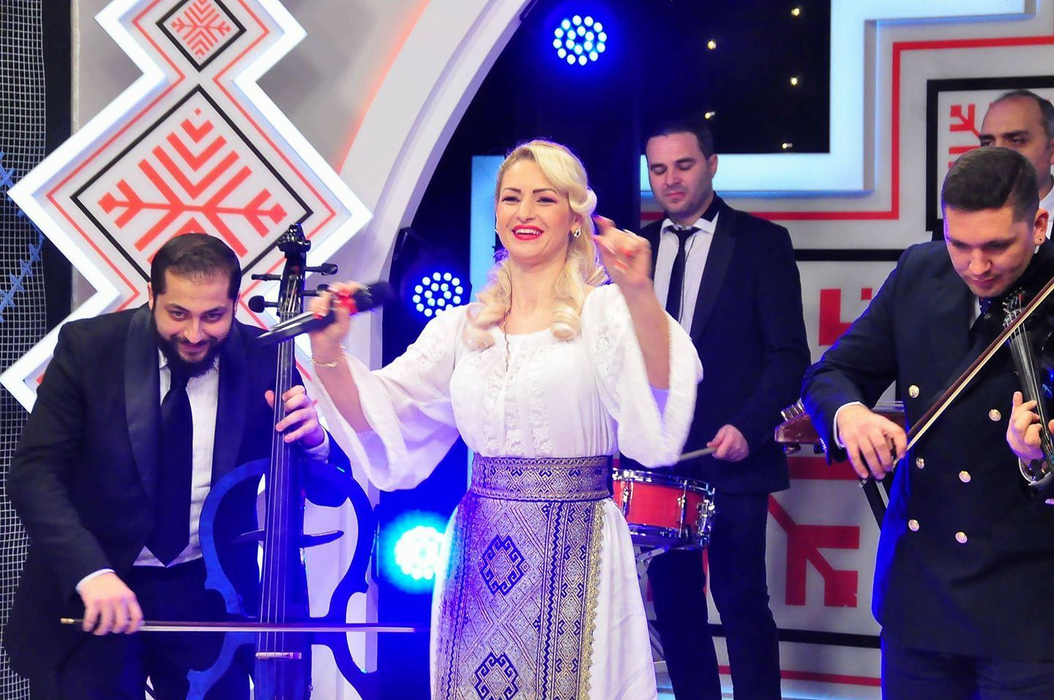 O interpretă de muzică populară a slăbit 20 de kilograme în zece zile. Ce dietă a urmat, în amănunt!