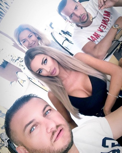 A fost dezvăluit motivul pentru care Bianca Drăgușanu și Victor Slav s-au despărțit! Carmen Harra: “Este o persoană foarte nesigură pe ea”