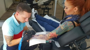 Maria Ilioiu, una dintre ispitele de la “Insula Iubirii”, a făcut anunțul decisiv după ce s-a ales cu mâna stângă distrusă din cauza unui tatuaj