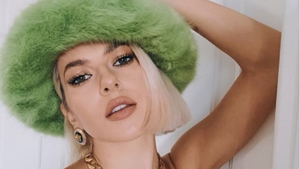 Lidia Buble, așa cum n-ai mai văzut-o. Fosta iubită a lui Răzvan Simion de la Antena 1 s-a filmat goală, în cadă