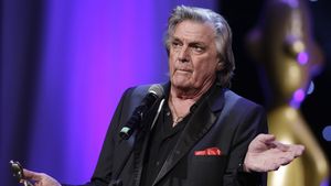 Florin Piersic, pe masa de operație! Actorul va fi supus unei noi intervenții: „Este vorba un proces infecțios extins”