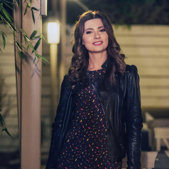 Mihaela Călin s-a căsătorit! Imagini cu prezentatoarea TV de la cununia civilă
