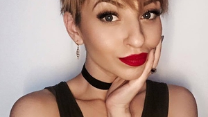 Are doi copii, dar se mândreşte cu o siluetă perfectă! Ce mănâncă GIULIA ca să se menţină în formă