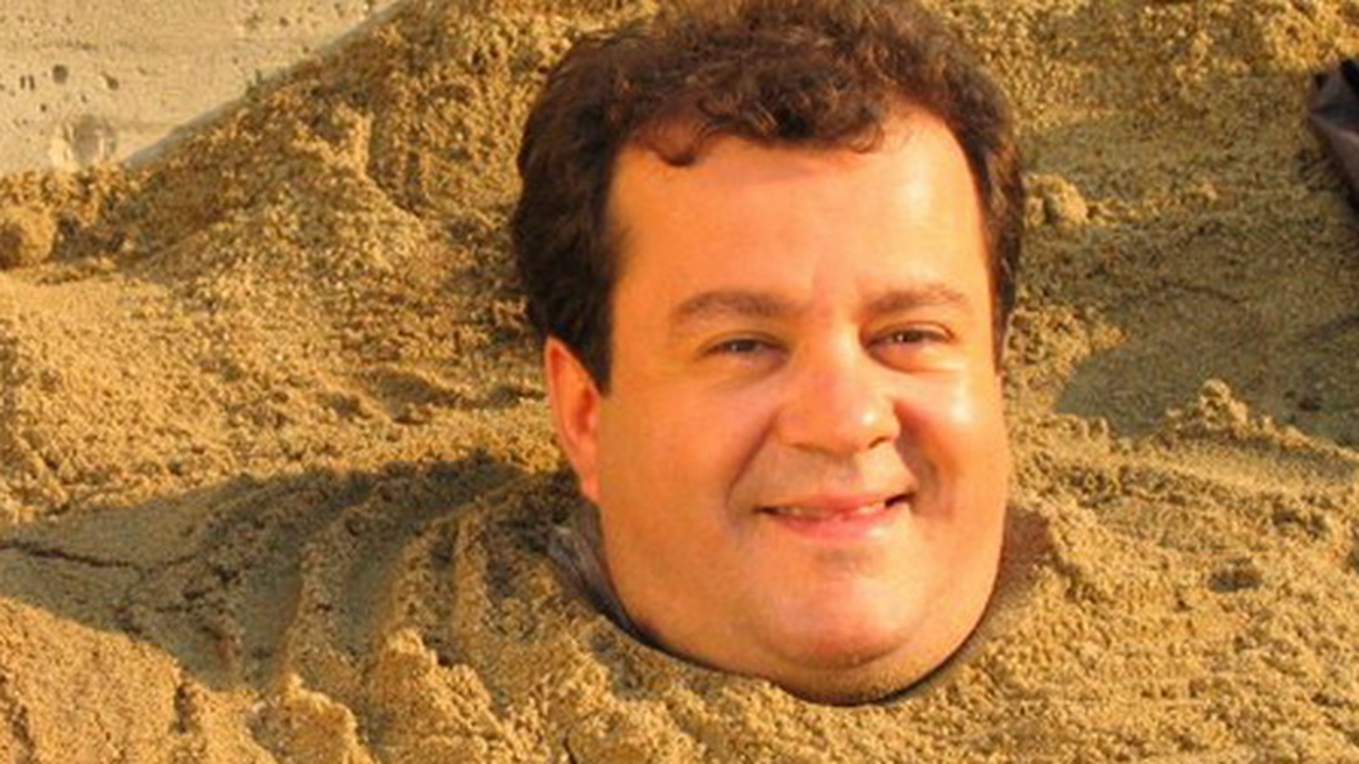 Inca un actor care recunoaste ca are probleme finaniare! N-a reusit sa-si termine casa, de patru ani, si sta cu chirie!