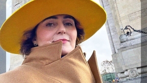 Colecția impresionantă de pălării a misterioasei doamne de la parada de 1 Decembrie | GALERIE FOTO