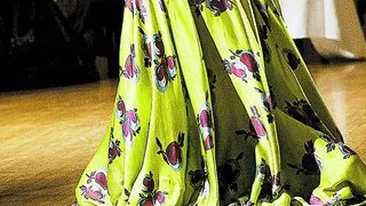 Bunicuta Kirstie Alley a facut furori pe ringul de dans. Are ea fundul cam mare, dar da bine din picioare