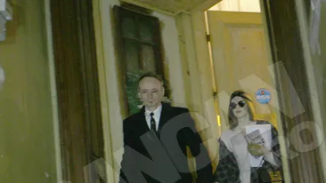 Au divortat tinandu-se de mana! Iulia si Mihai Albu au avut nevoie de o ora sa semneze actele, dar au facut-o cu zambetul pe buze!