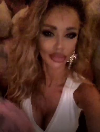 Bianca Drăgușanu e din nou singură! S-a despărțit de Tristan Tate