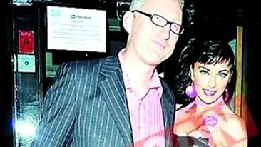 Au dat petrecere de logodna