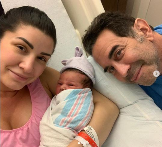 Brittany Pattakos a născut o fetiță de nota 10. Mesajul emoționant postat de Paul Nassif când a făcut publică prima poză cu mica prințesă